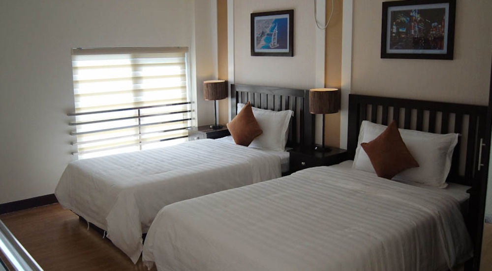 Prime City Resort Hotel Angeles Exterior foto